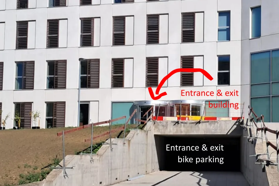 BikeParkingEntrance